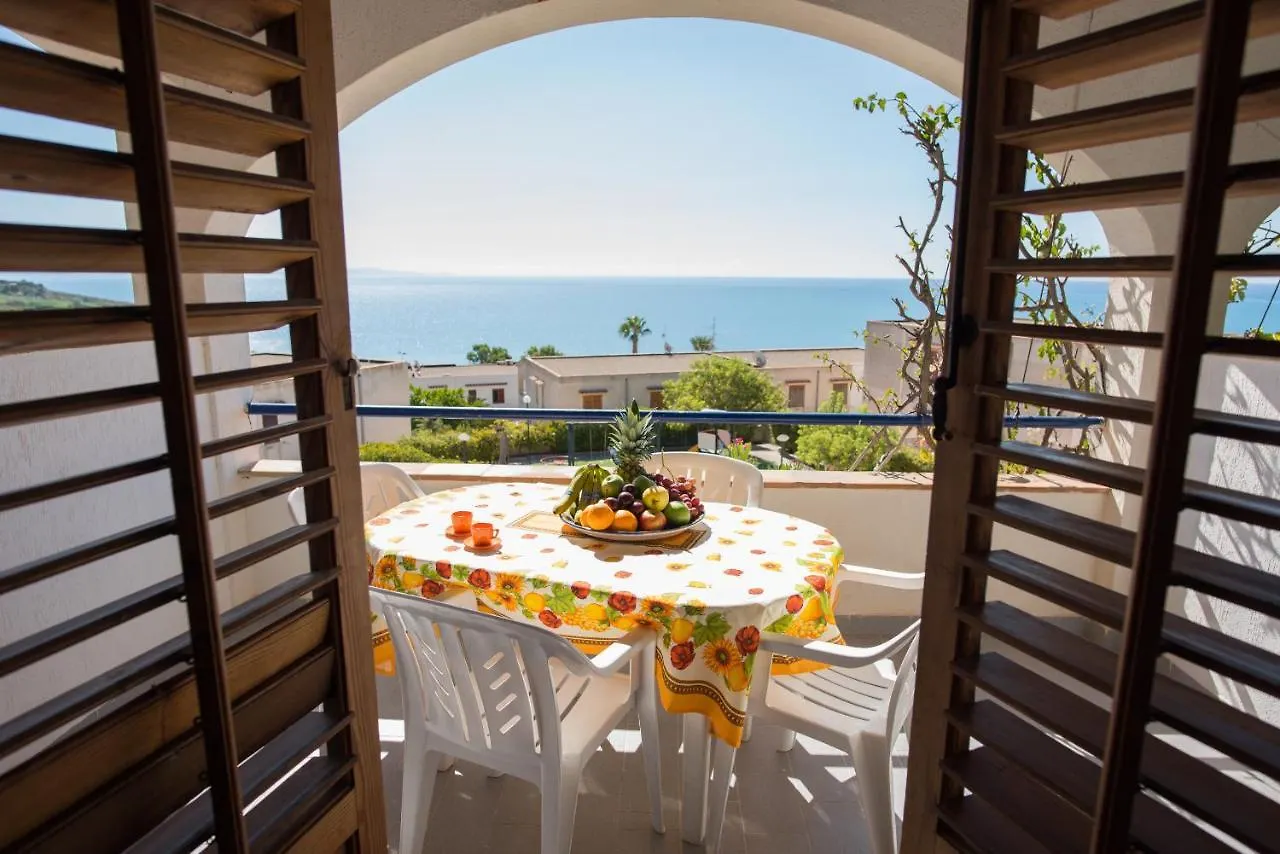 Sea Front Apartment 4 Beds With Balcony 250 Meters From The Beach Case San Marco 0*,  إيطاليا